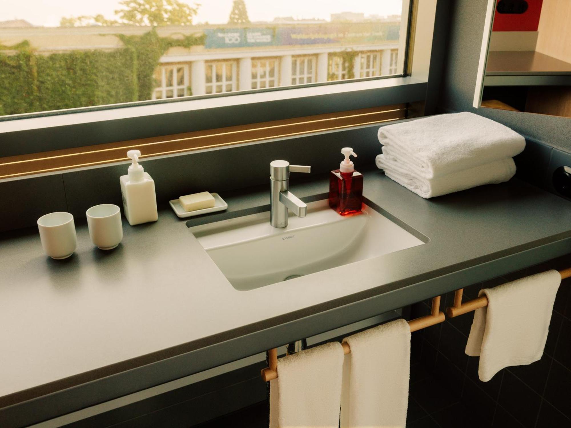 Deluxe Double Room City View